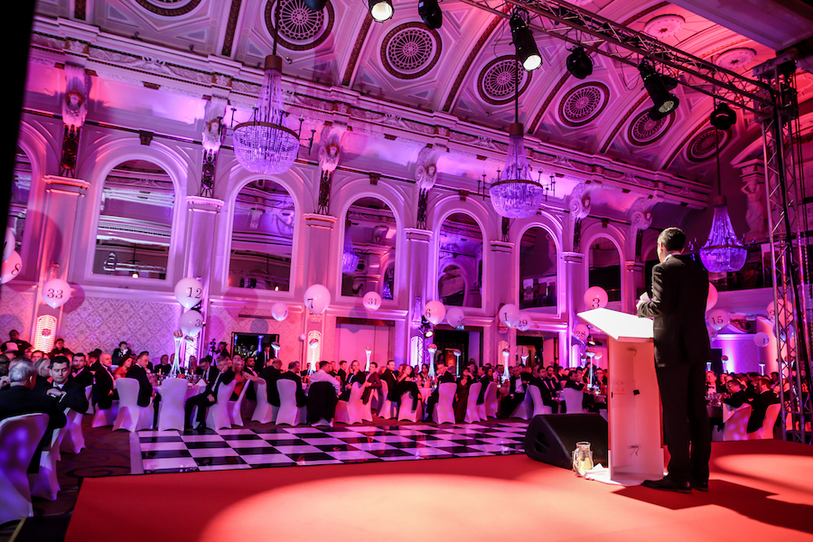 award ceremony av installation